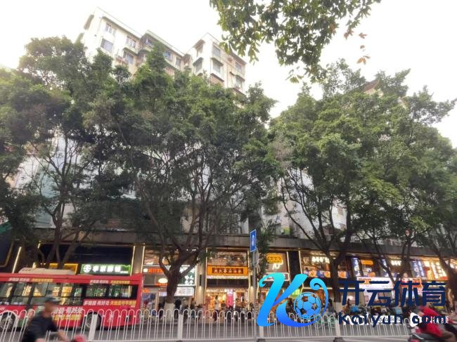 广州多名业主疑遇鲜羊奶预售骗局 商家失联引担忧